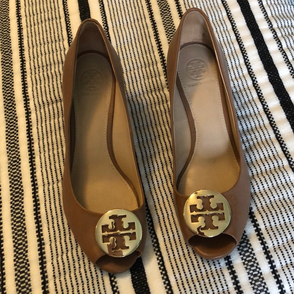 Tan leather Tory Burch wedge heels